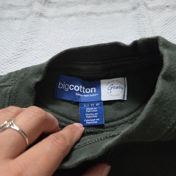 NEWPORT Olive Crewneck Sweatshirt - Classic Logo Pullover - Picture 3 of 6